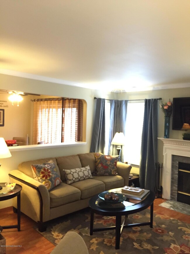 28 Shire Place unit 18, Tinton Falls, NJ 07753 - photo 6