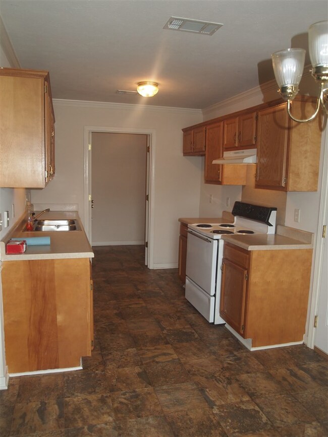 4336 Blaine Cir, Byram, MS 39272 - photo 3