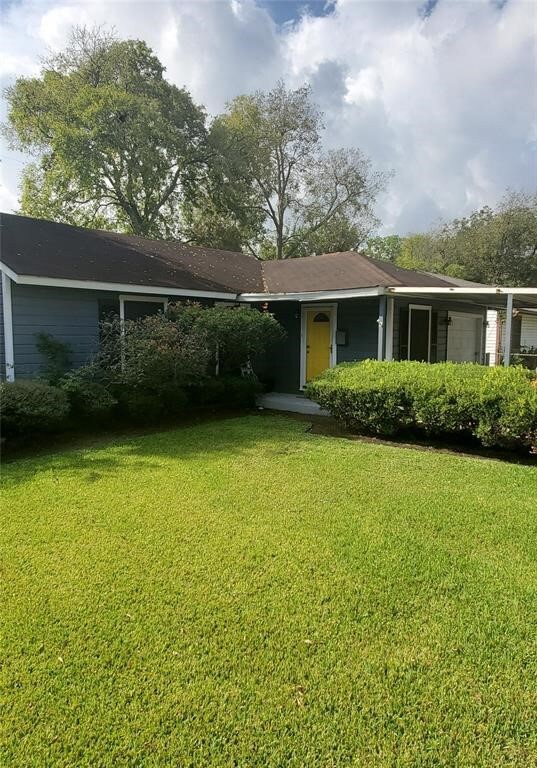 802 Jerry St, Houston, TX 77022 - photo 2