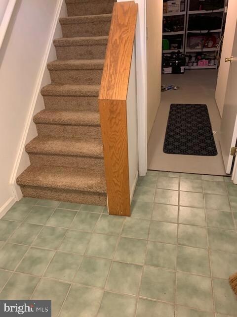 5111 W Woodmill Dr, Wilmington, DE 19808 - photo 3