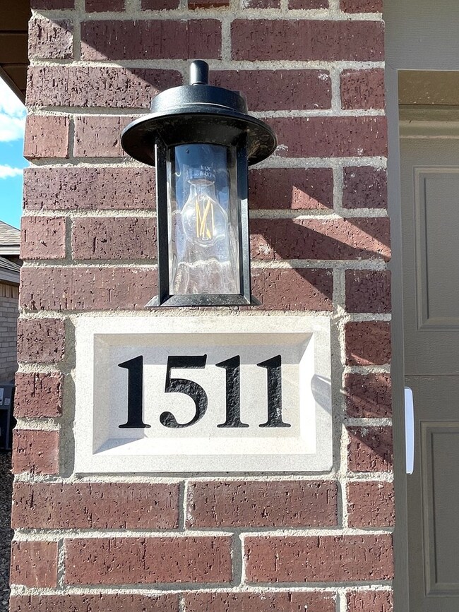 1511 Derrick Ave, Odessa, TX 79765 - photo 5