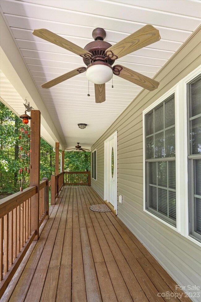 4130 Sugarloaf Rd, Hendersonville, NC 28792 - photo 4