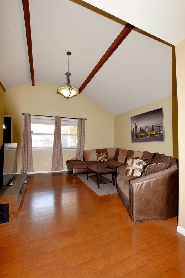 12394 W Crescent Ave, Waukegan, IL 60085 - photo 7