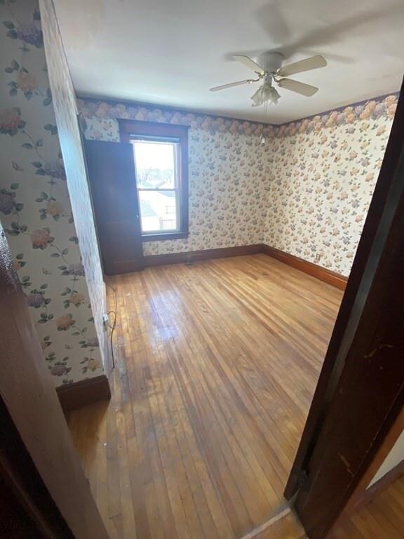 11 Clarendon St, Worcester, MA 01604 - photo 4