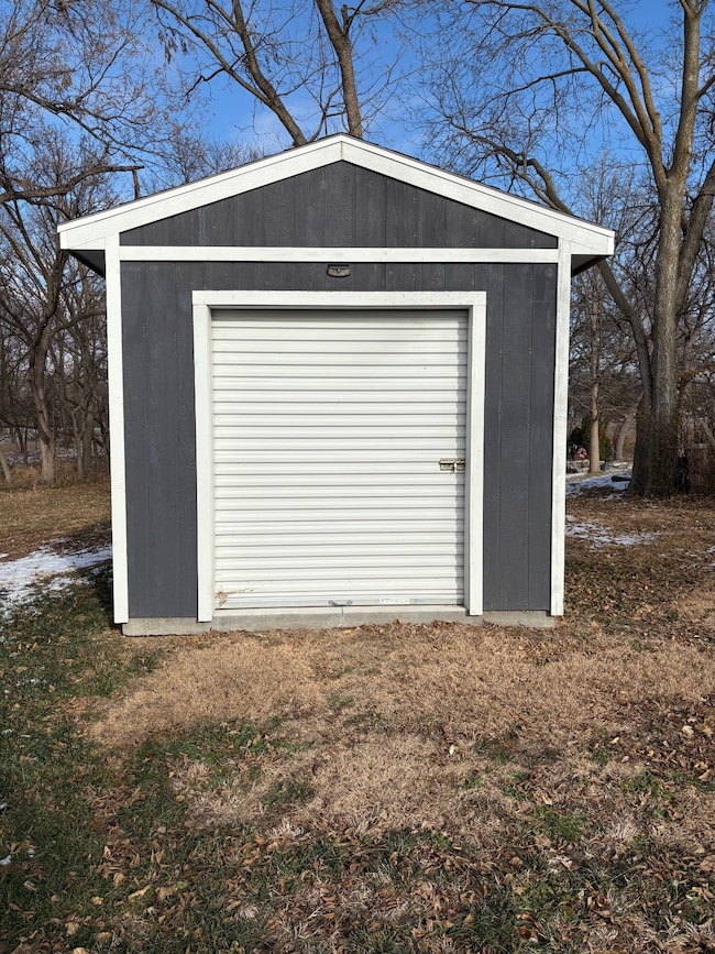 210 W 8th St, Superior, NE 68978 - photo 6