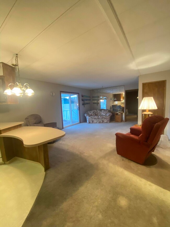 3500 Summers Ln #6