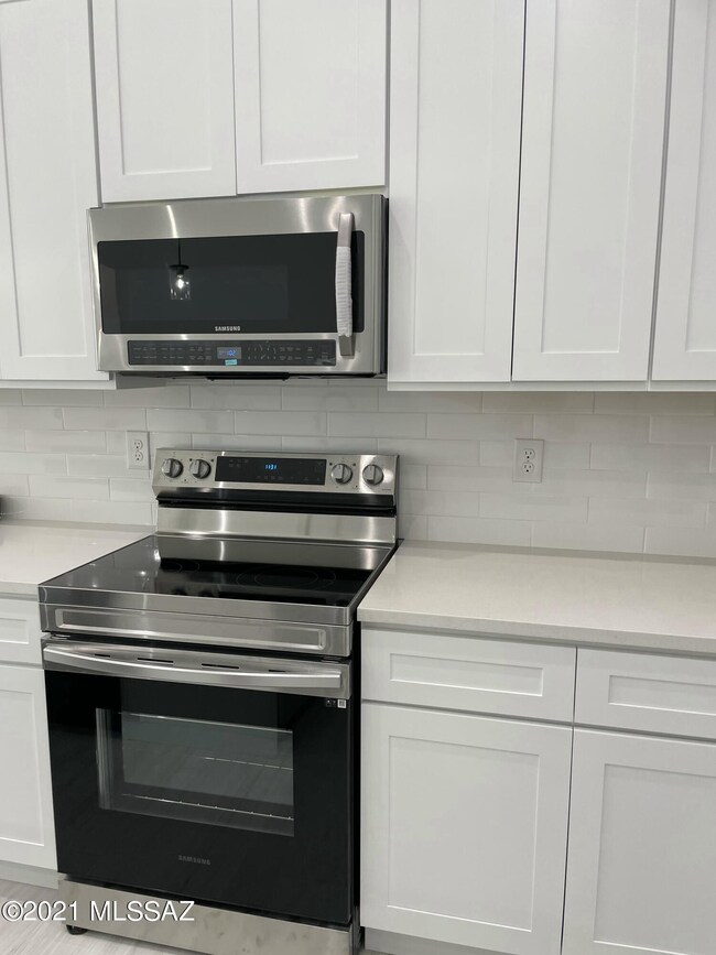 5164 E Park Vista Dr, Tucson, AZ 85756 - photo 6