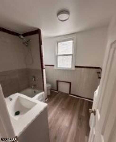 474 Walnut St unit 6, Elizabeth, NJ 07201 - photo 4