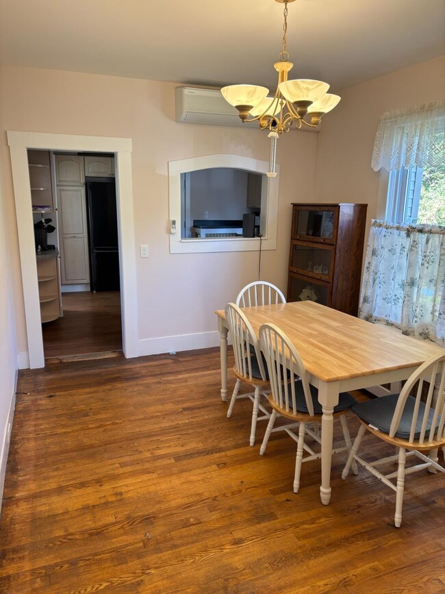 121 Pearl St, Rutland, VT 05701 - photo 4