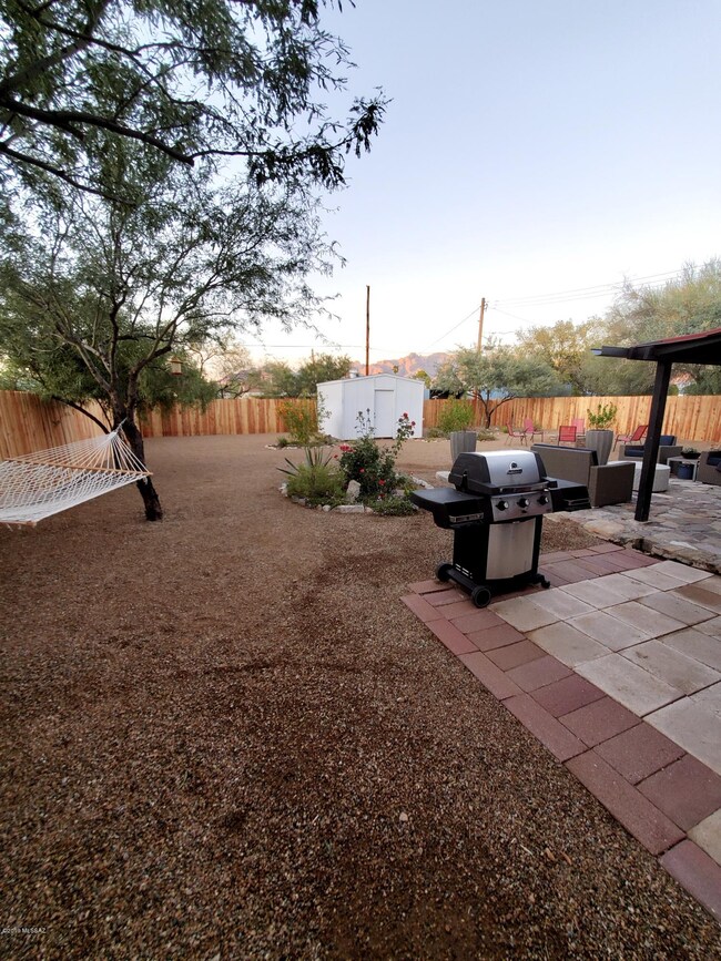 925 E Ellis St, Tucson, AZ 85719 - photo 6