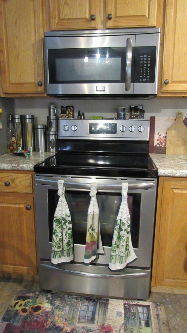 7 Marilyn Way, Sanford, ME 04073 - photo 6