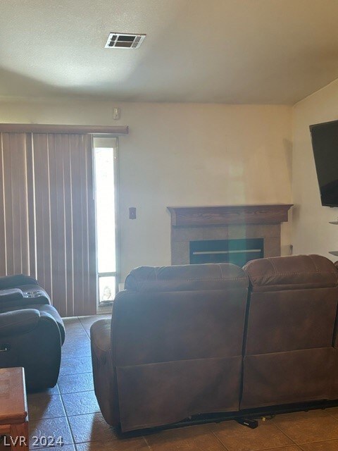 fireplace, slider to back yard.  plenty of room co