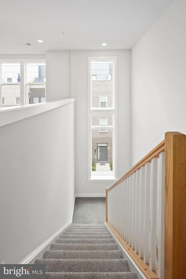 13331 Launders St unit 136, Herndon, VA 20171 - photo 6