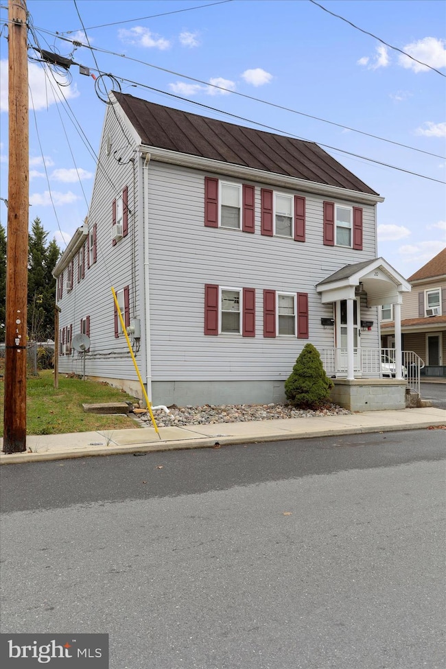 20 E Madison St, Greencastle, PA 17225 - photo 5