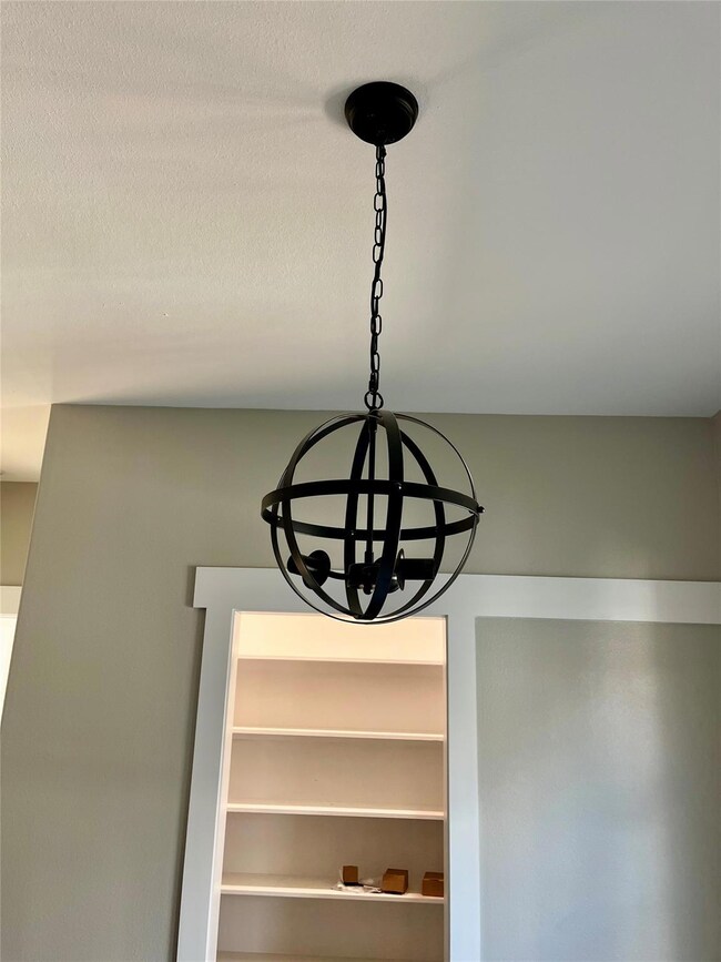 1035 Oak Dr, Denison, TX 75020 - photo 6