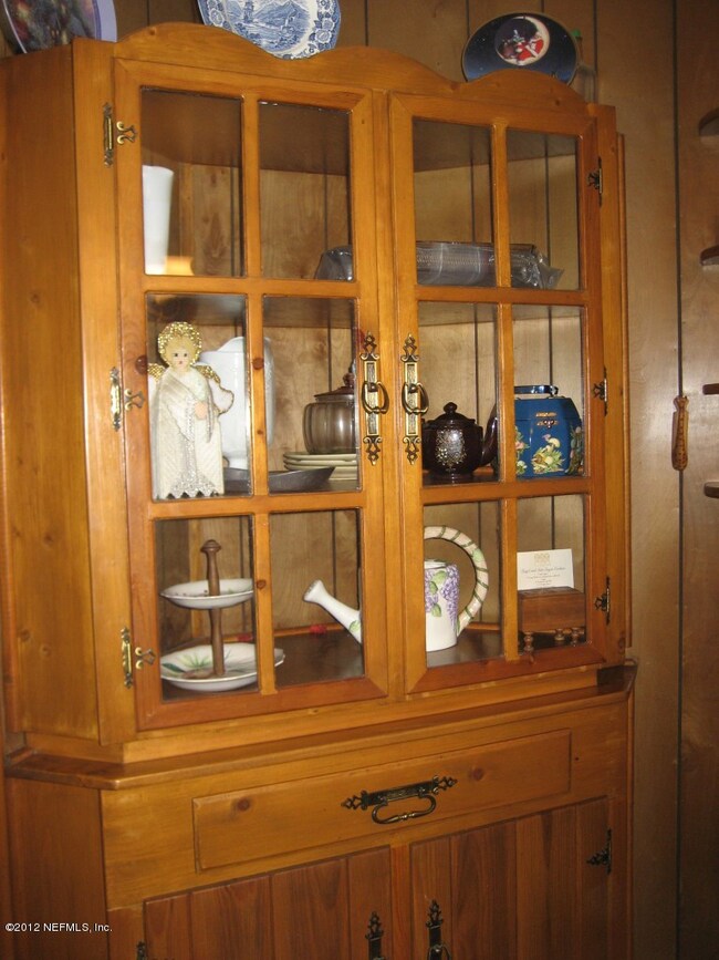 1350 Lamboll Ave, Jacksonville, FL 32205 - photo 4