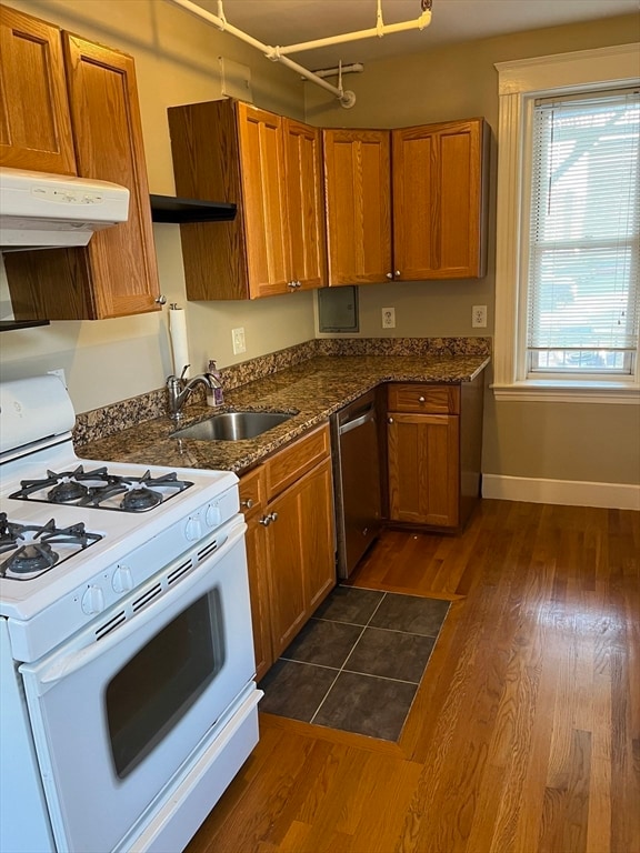 1607 Commonwealth Ave unit 14, Brighton, MA 02135 - photo 3