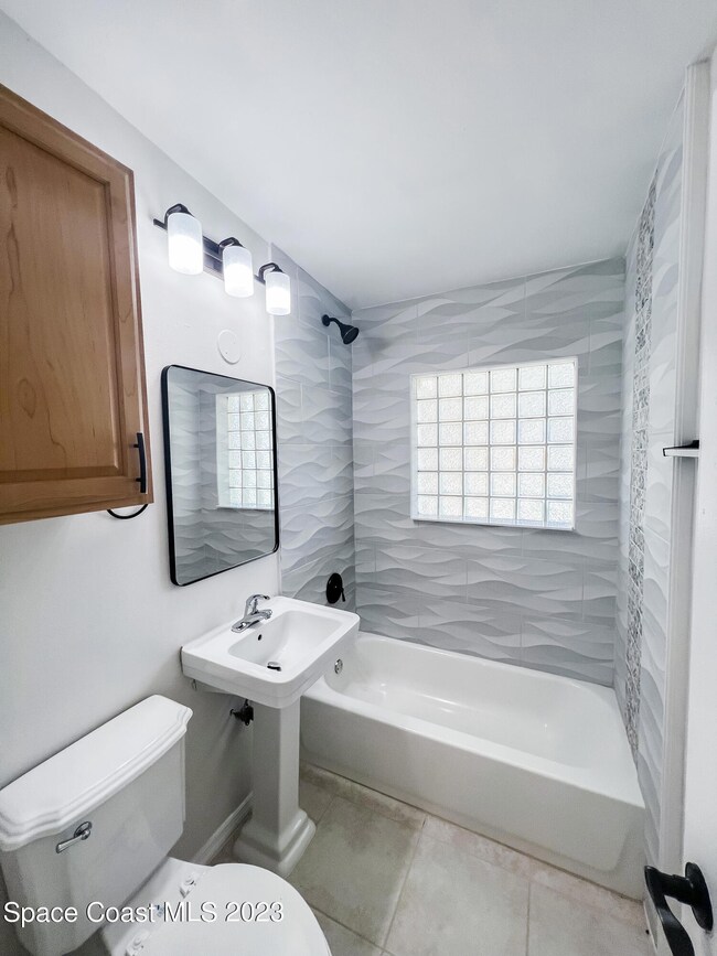 2518 Palmetto Dr unit B, Cocoa, FL 32926 - photo 5