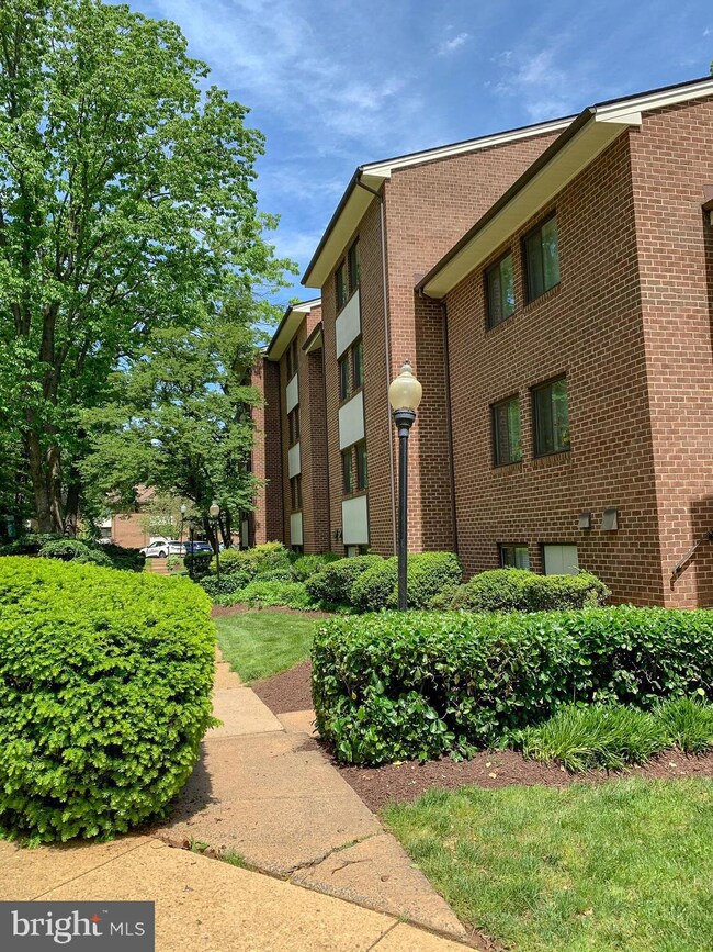 1401 Northgate Square unit 22C, Reston, VA 20190 - photo 4
