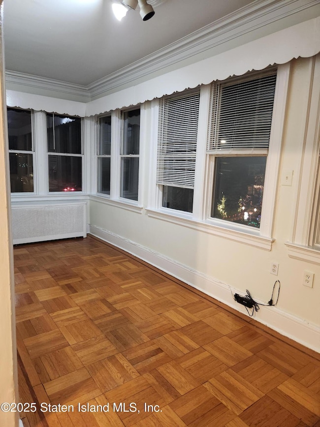 164 Cromwell Ave unit 2nd Fl, Staten Island, NY 10304 - photo 4