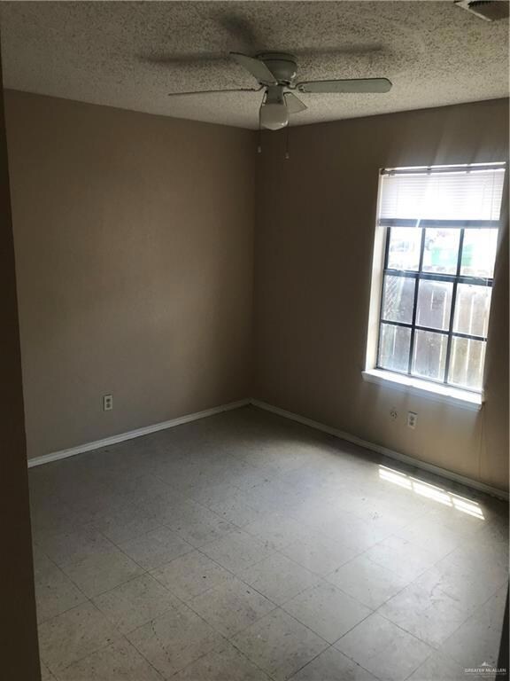 1000 W Caffery Ave unit A1, Pharr, TX 78577 - photo 5