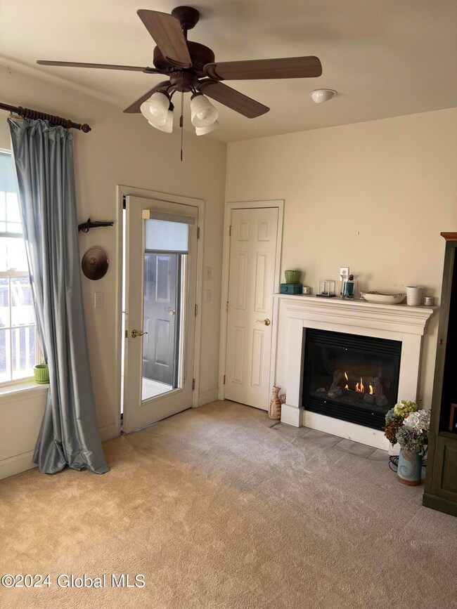 202 N Ridge Estate, Troy, NY 12182 - photo 2