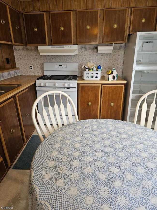 44 Ridge Rd unit 24, Oak Ridge, NJ 07438 - photo 7