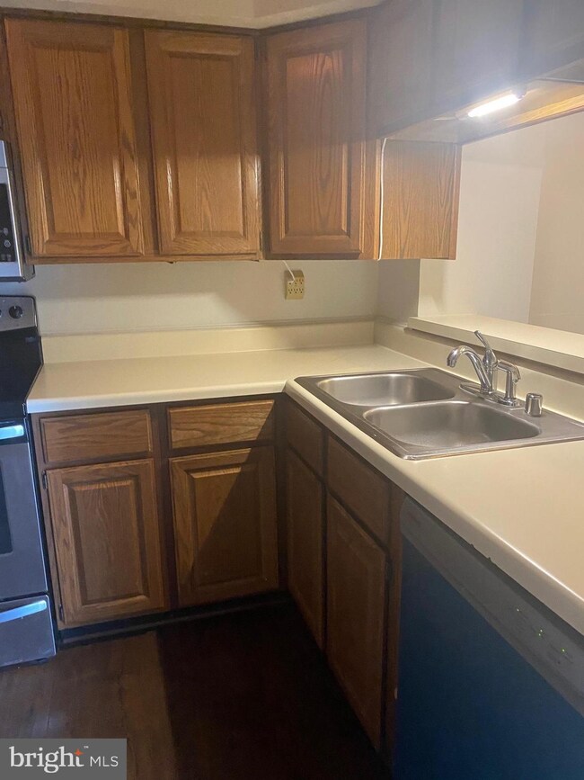 823 Stratford Way unit G, Frederick, MD 21701 - photo 6