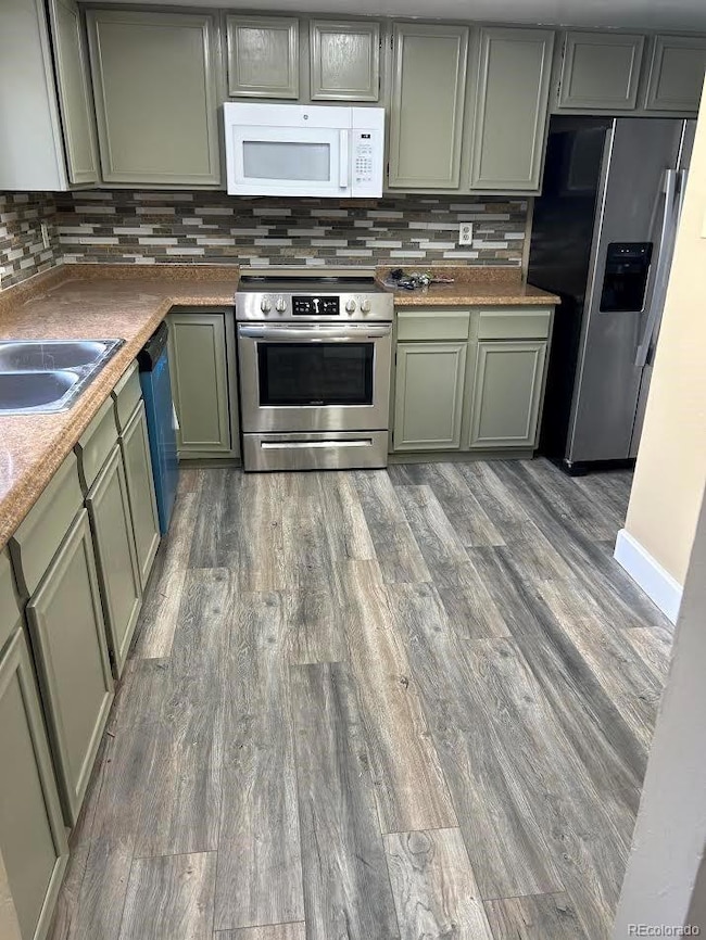 2490 S Worchester Ct unit B, Aurora, CO 80014 - photo 4