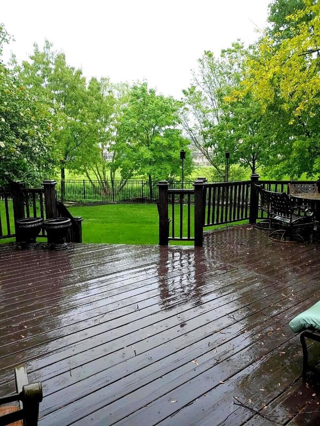 0N625 E Weaver Cir, Geneva, IL 60134 - photo 3