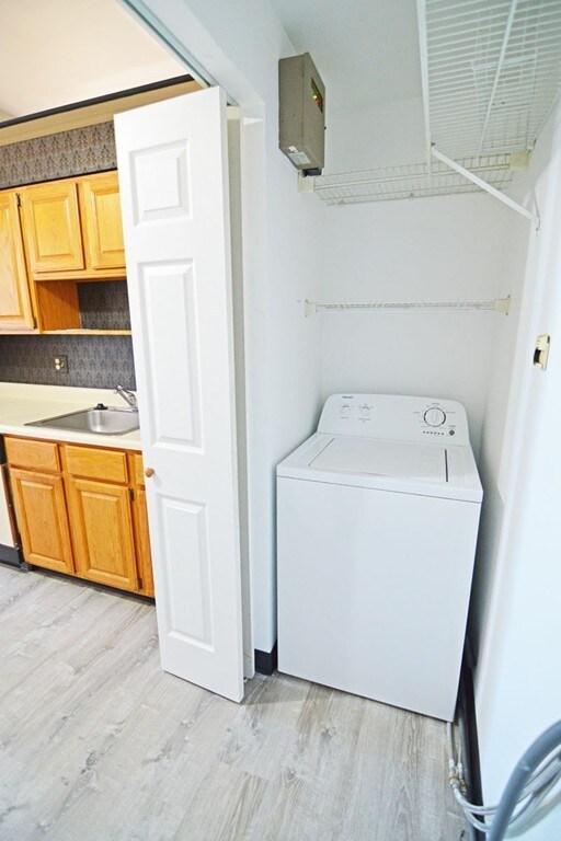 Classical High Condominiums unit 413 &H5, Springfield, MA 01103 - photo 6