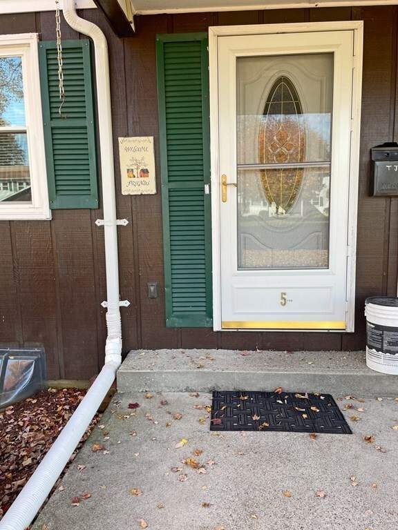 5 Keegan Ln unit W5, Greenfield, MA 01301 - photo 6