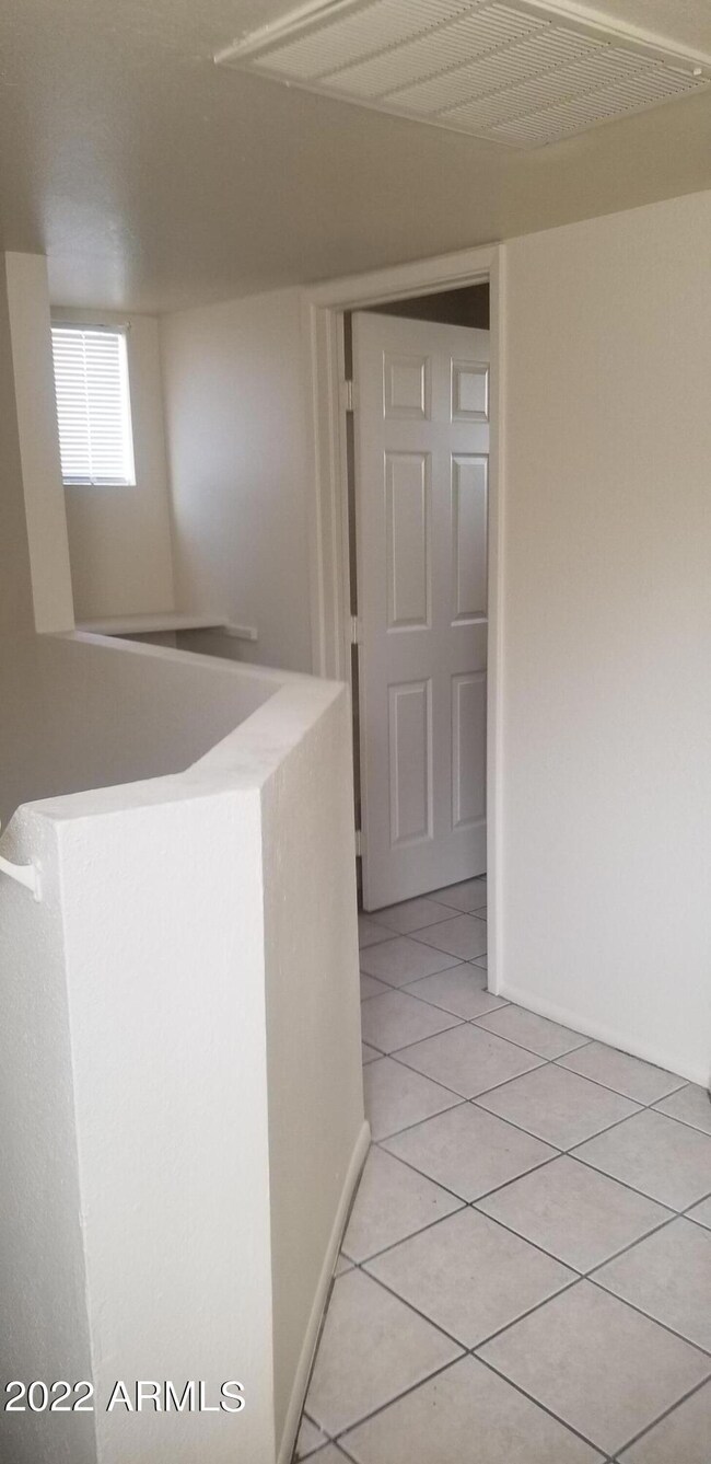 1701 E Pepper Cir unit 1, Mesa, AZ 85203 - photo 4