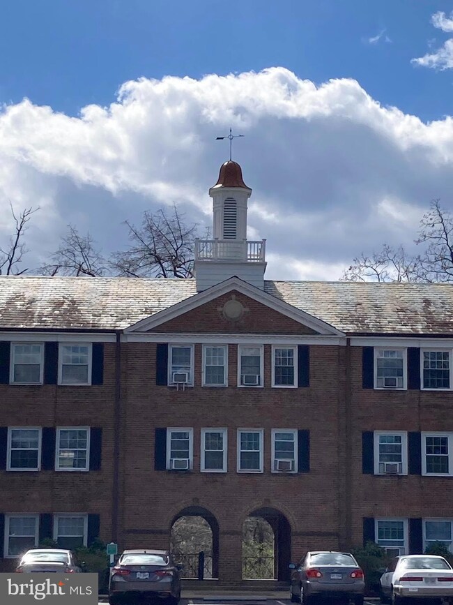 5112 Columbia Pike unit 7, Arlington, VA 22204 - photo 5