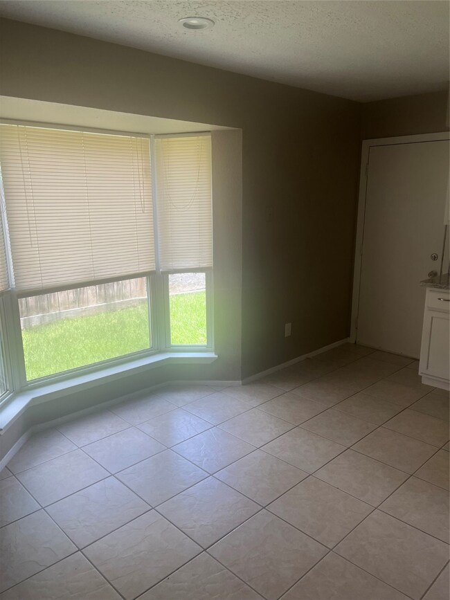 4422 Tealgate Dr, Spring, TX 77373 - photo 6