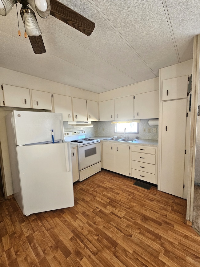 16 Buffalo Ave unit B16, Lakeland, FL 33815 - photo 3