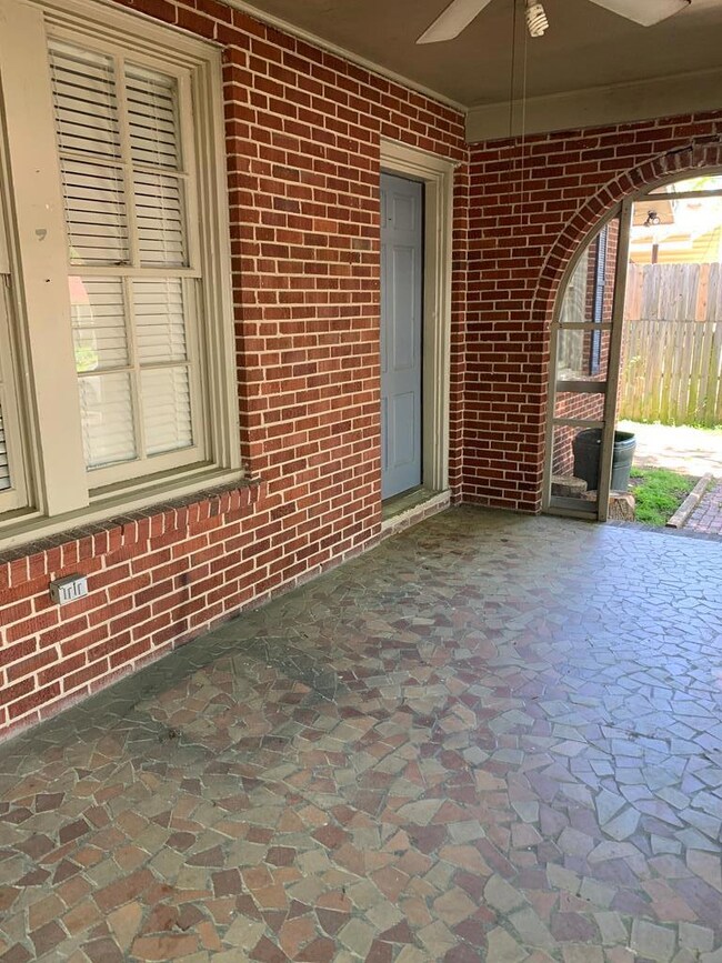 Screen Porch