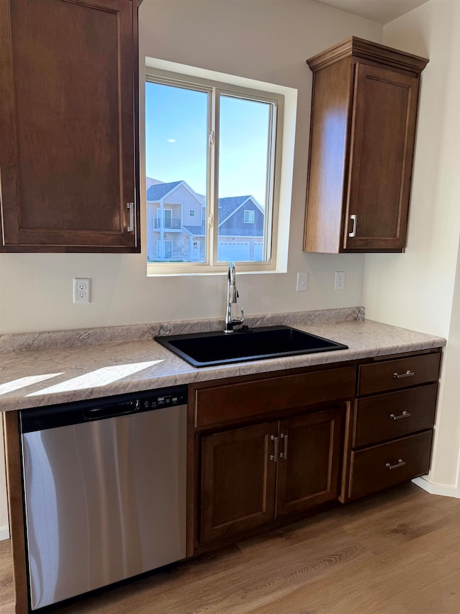 N9316 Gemstone Ct, Appleton, WI 54915 - photo 4