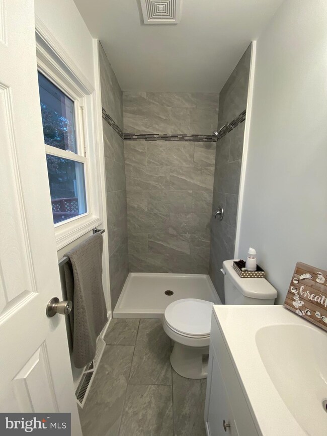 21453 S Essex Dr, Lexington Park, MD 20653 - photo 4