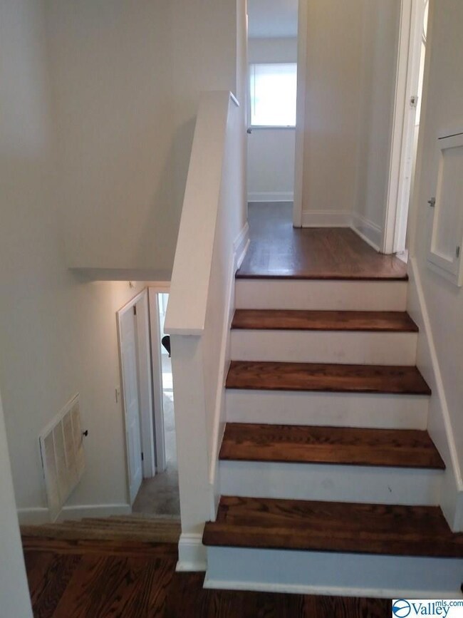 2611 Laverne Dr NW, Huntsville, AL 35810 - photo 4