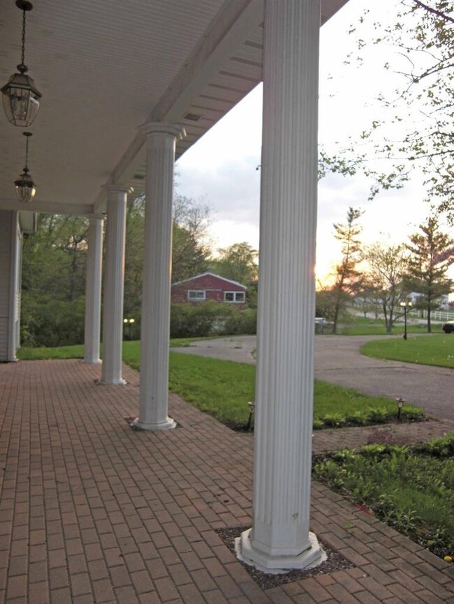 4211 W 121st Ave, Crown Point, IN 46307 - photo 2