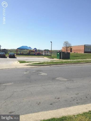 3241 Kessler Rd, Halethorpe, MD 21227 - photo 7