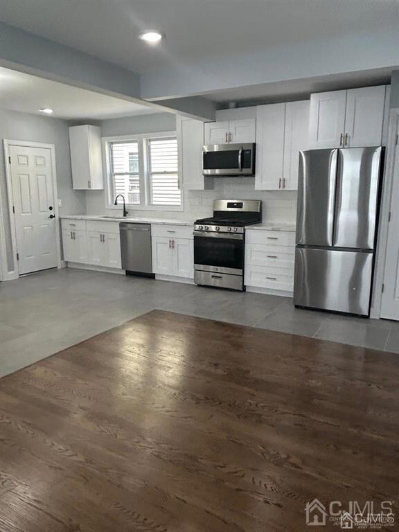 37 Brookside Ave unit 1, New Brunswick, NJ 08901 - photo 3