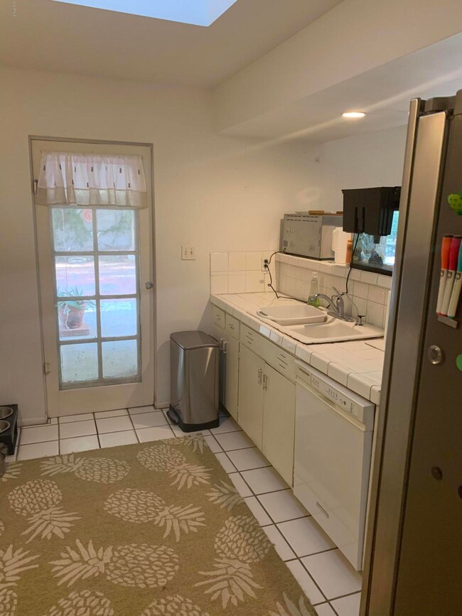 Colter Kitchen Sink View