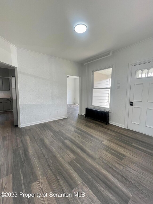 191 Main St, Moosic, PA 18507 - photo 3