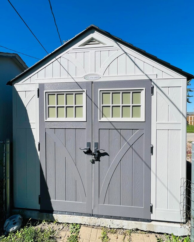 Shed