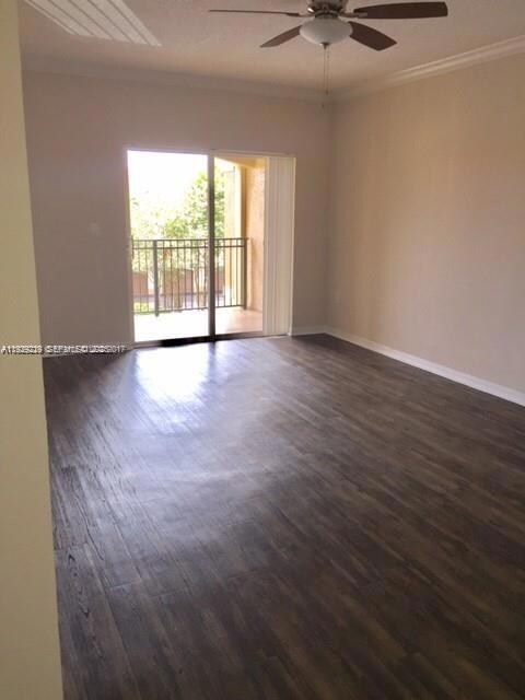 11601 SW 2nd St unit 21307, Pembroke Pines, FL 33025 - photo 3