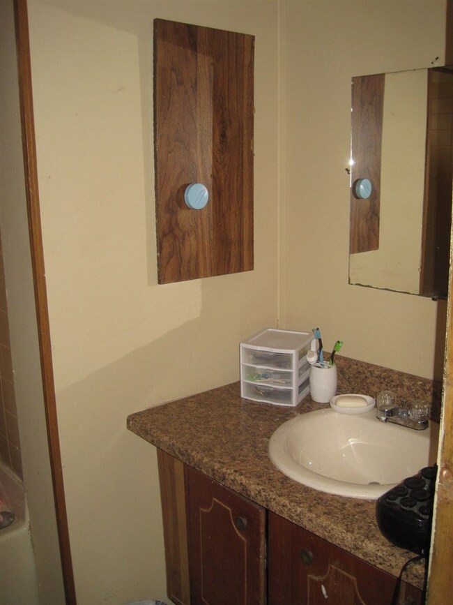 658 Bob White St, Byram, MS 39272 - photo 7