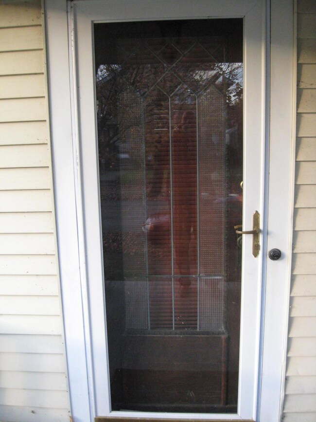 198 Hanford St, Columbus, OH 43206 - photo 4