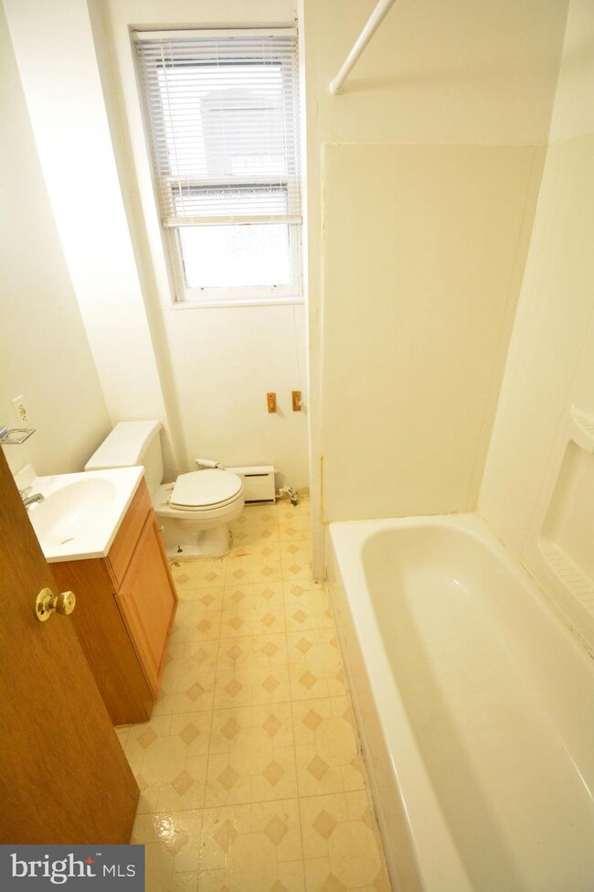 5231 Laurens St unit 1, Philadelphia, PA 19144 - photo 4